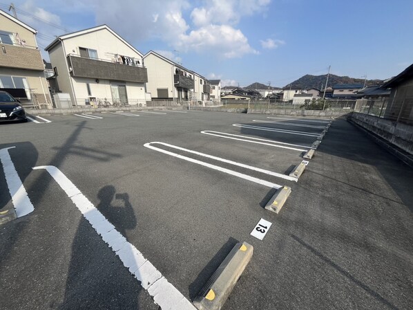 k・プラウドの物件外観写真